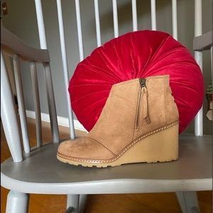 TOMS suede wedge with zipper on the side
